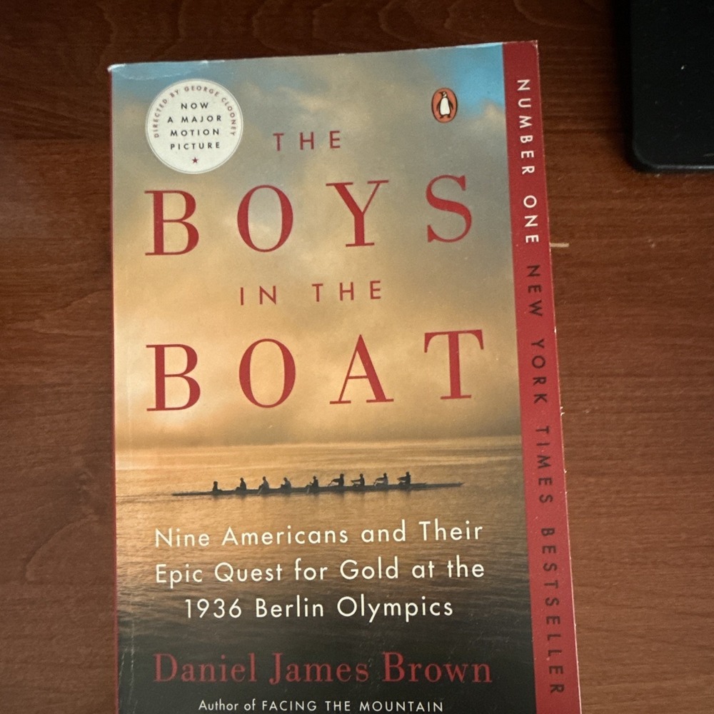 The Boys in the Boat Daniel James Brown Paperback 1936 Berlin Olympics History